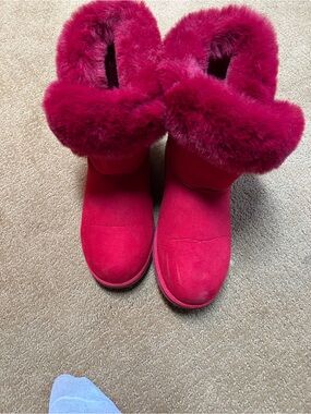 Juicy Couture Plush Fur Cuff Winter Boots - Red